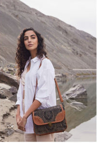 Myra Kairos Messenger Bag
