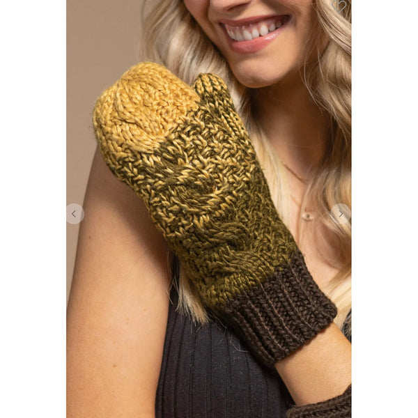 Cable Knit Mittens - Taupe / Olive