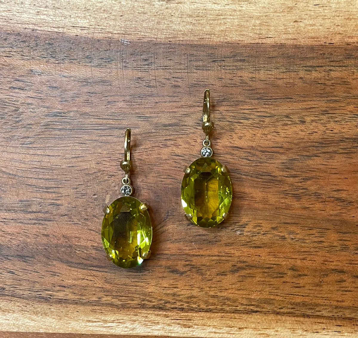 La Vie Parisienne By Catherine Popesco Vert Oval Crystal Earrings