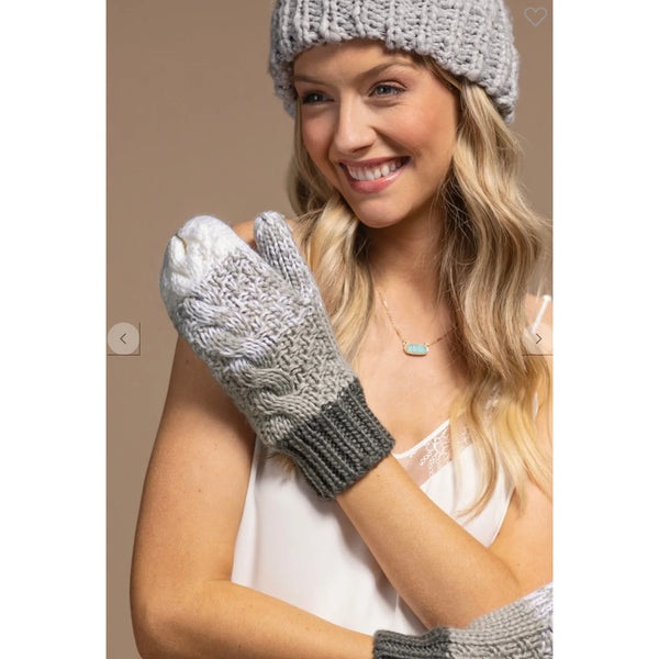 Cable Knit Mittens - Ivory / Grey